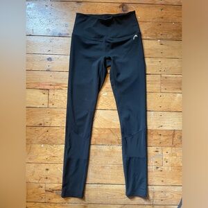 Head black leggings
